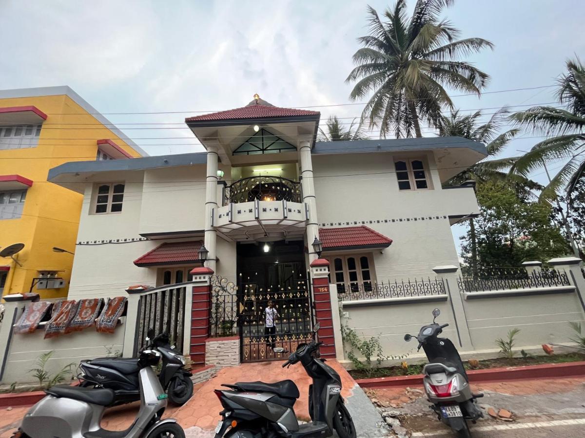 N A S Homestay Mysore Esterno foto