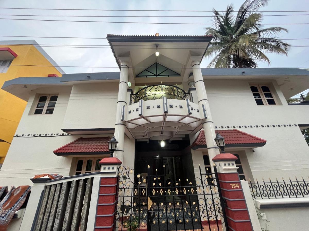 N A S Homestay Mysore Esterno foto